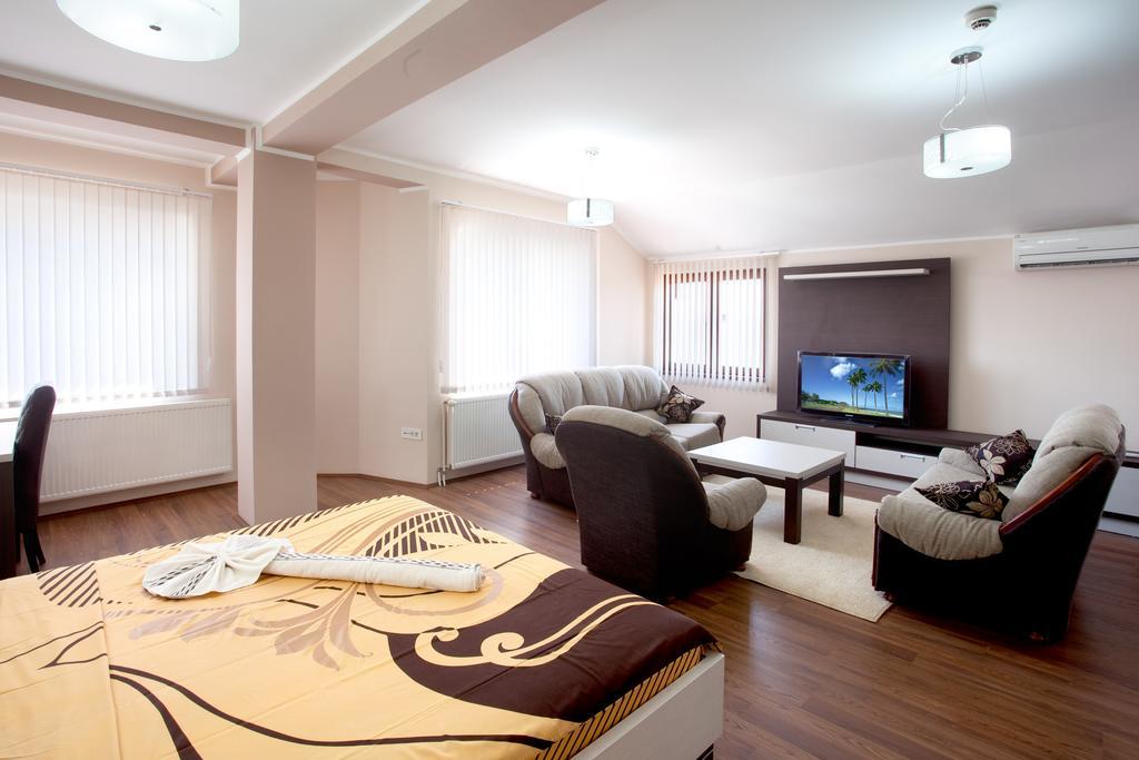 Guesthouse Vitez Вране Экстерьер фото