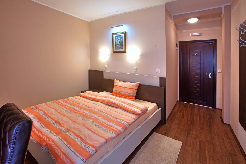Guesthouse Vitez Вране Экстерьер фото